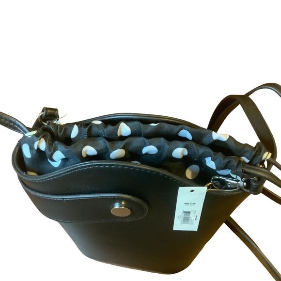 No Boundaries Black Crossbody Bucket Handbag Short Handle and Adjustable Strap - Picture 3 of 7